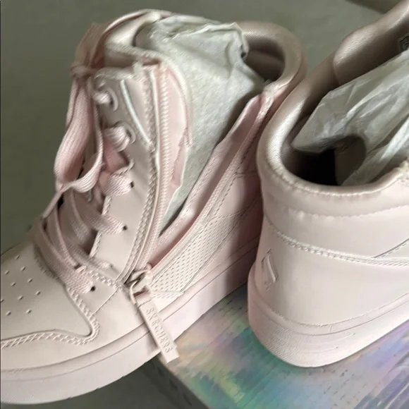 Pink High-Top Sneakers Girls  Size 2 - Picture 12 of 15